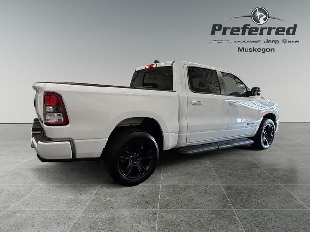 2022 RAM 1500 Big Horn Crew Cab 4x4 5'7' Box