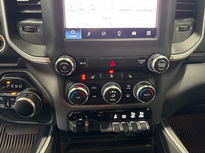 2022 RAM 1500 Big Horn Crew Cab 4x4 5'7' Box