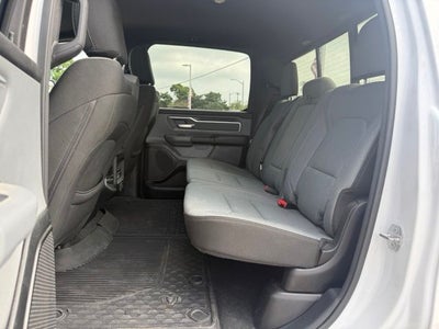 2021 RAM 1500 Big Horn Crew Cab 4x4 5'7' Box
