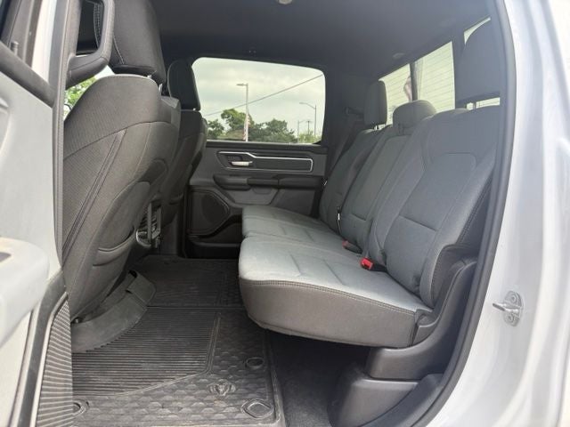 2021 RAM 1500 Big Horn Crew Cab 4x4 5'7' Box