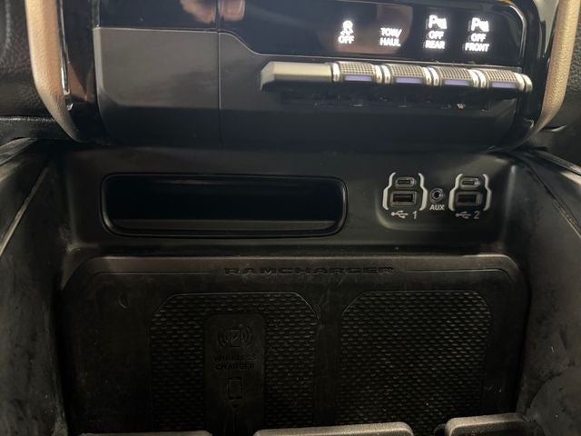 2022 RAM 1500 Laramie Crew Cab 4x4 5'7' Box