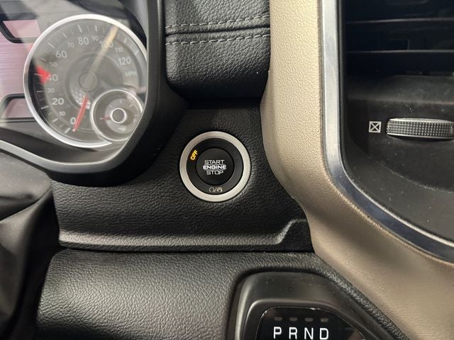 2022 RAM 1500 Laramie Crew Cab 4x4 5'7' Box