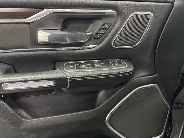 2022 RAM 1500 Laramie Crew Cab 4x4 5'7' Box