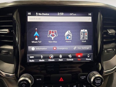 2019 RAM 1500 Laramie Crew Cab 4x4 5'7' Box