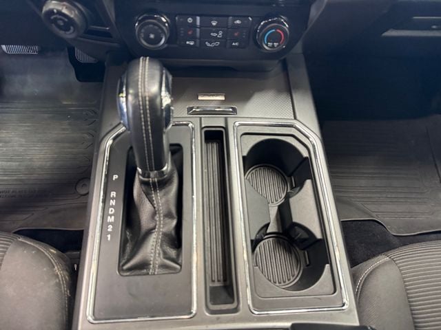 2016 Ford F-150 XLT 5.0 Liter V8 SuperCrew 4WD