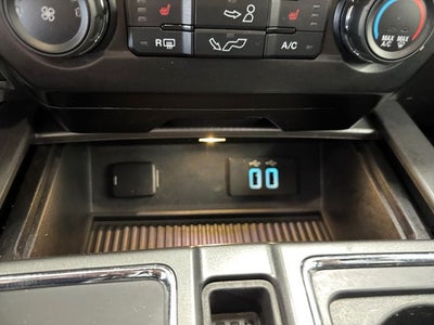 2016 Ford F-150 XLT 5.0 Liter V8 SuperCrew 4WD