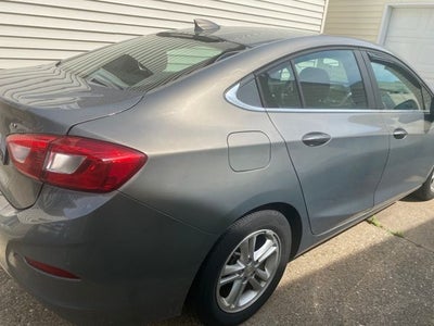 2018 Chevrolet Cruze LT Auto