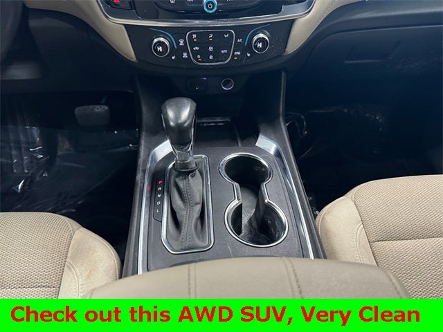 2022 Chevrolet Traverse AWD LT Cloth