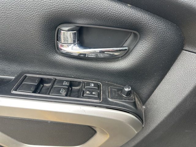 2017 Nissan Titan XD PRO-4X 5.0 Liter V8 Crew Cab 4WD