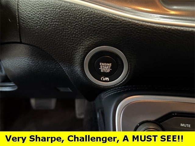 2022 Dodge Challenger SXT