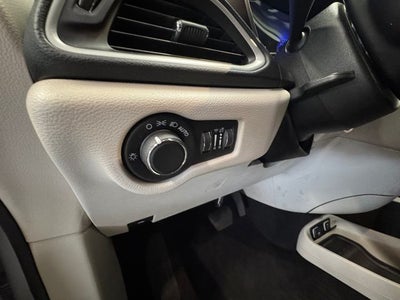 2021 Chrysler Voyager LXI