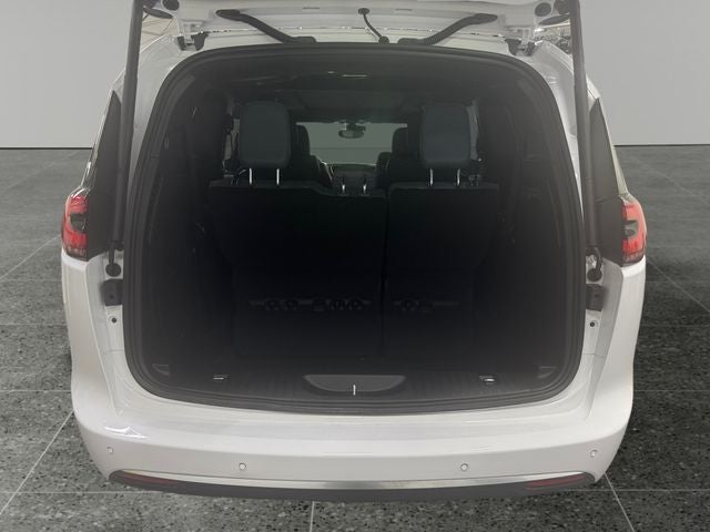 2027 Chrysler Pacifica PACIFICA PINNACLE