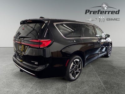 2027 Chrysler Pacifica PACIFICA LIMITED AWD