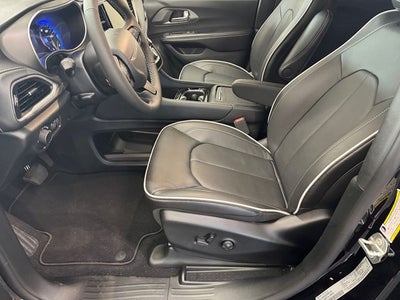 2027 Chrysler Pacifica PACIFICA LIMITED AWD