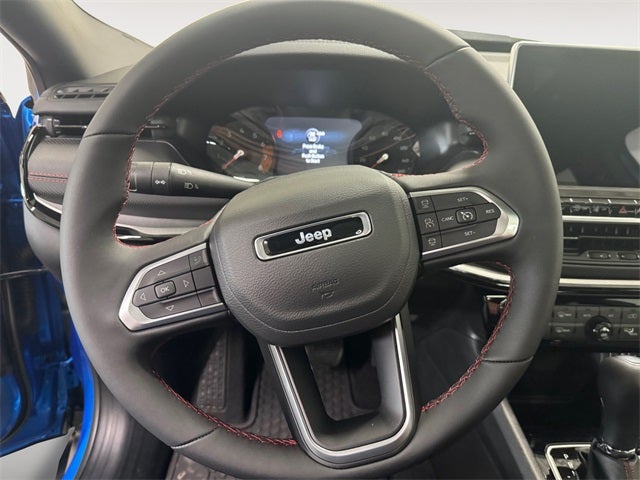 2025 Jeep Compass COMPASS TRAILHAWK 4X4