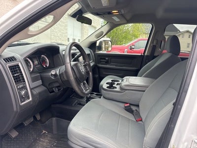 2017 RAM 2500 Tradesman 6.4 Liter V8 Hemi Crew Cab 4WD