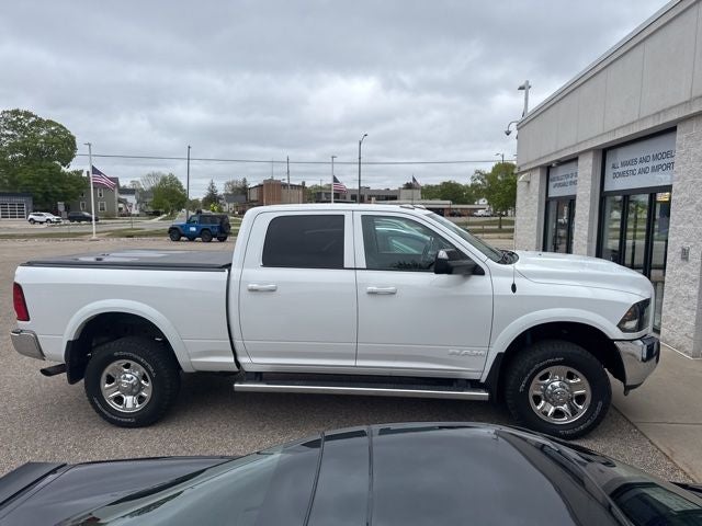 2017 RAM 2500 Tradesman 6.4 Liter V8 Hemi Crew Cab 4WD