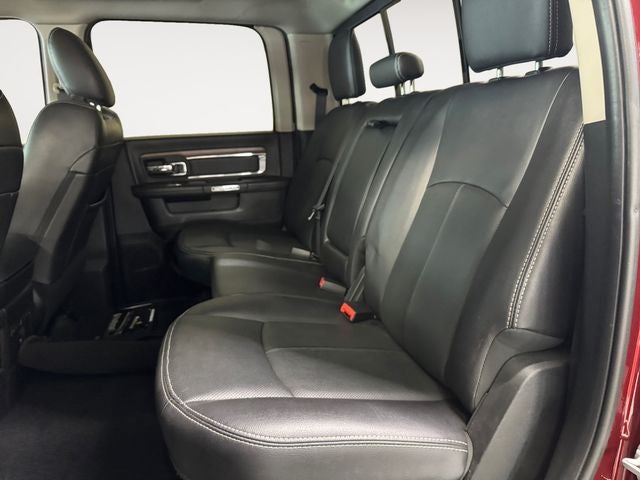 2018 RAM 2500 Laramie Crew Cab 4x4 6'4' Box
