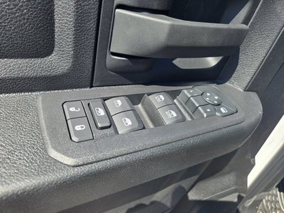 2025 RAM Ram 3500 Chassis Cab RAM 3500 TRADESMAN CREW CAB CHASSIS 4X4 60' CA