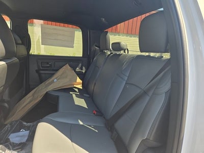 2025 RAM Ram 3500 Chassis Cab RAM 3500 TRADESMAN CREW CAB CHASSIS 4X4 60' CA