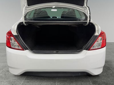 2015 Nissan Versa 1.6 SV