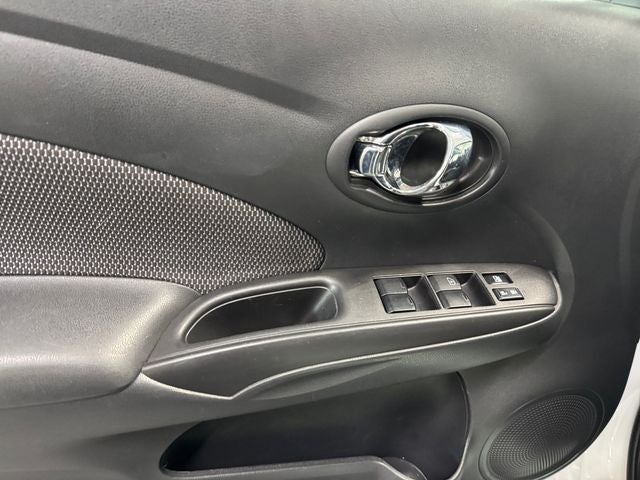 2015 Nissan Versa 1.6 SV