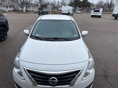 2015 Nissan Versa 1.6 SV