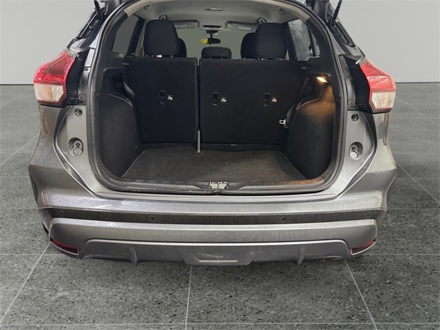 2021 Nissan Kicks SV Xtronic CVT