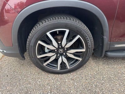 2022 Honda Pilot AWD Touring 8 Passenger
