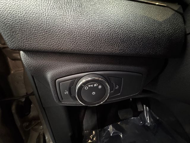 2015 Lincoln MKC Base