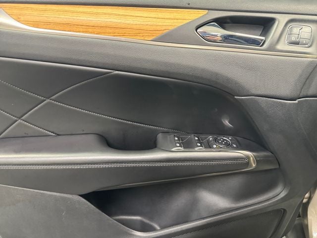 2015 Lincoln MKC Base