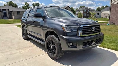 2019 Toyota Sequoia SR5 i-Force 5.7 Liter V8 4WD