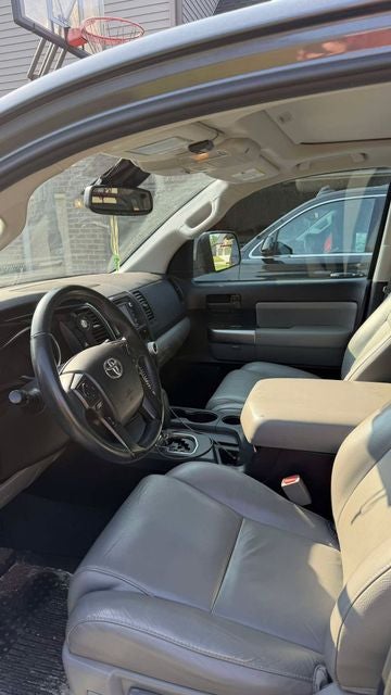 2019 Toyota Sequoia SR5 i-Force 5.7 Liter V8 4WD