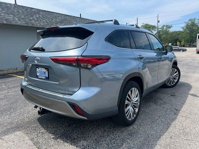 2023 Toyota Highlander Platinum