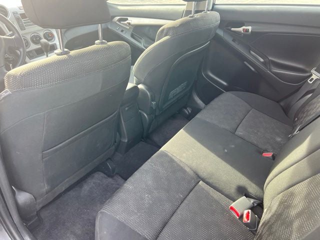 2010 Pontiac Vibe Base