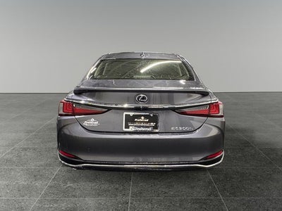 2019 Lexus ES 300h 300h Luxury 2.5 Liter FWD