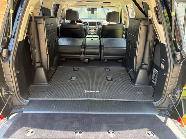 2011 Lexus LX 570 5.7 Liter V8 4WD