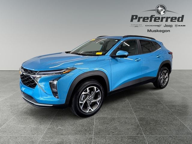 2025 Chevrolet Trax FWD LT