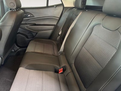 2025 Chevrolet Trax FWD LT