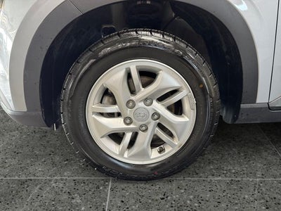 2022 Hyundai Venue SE