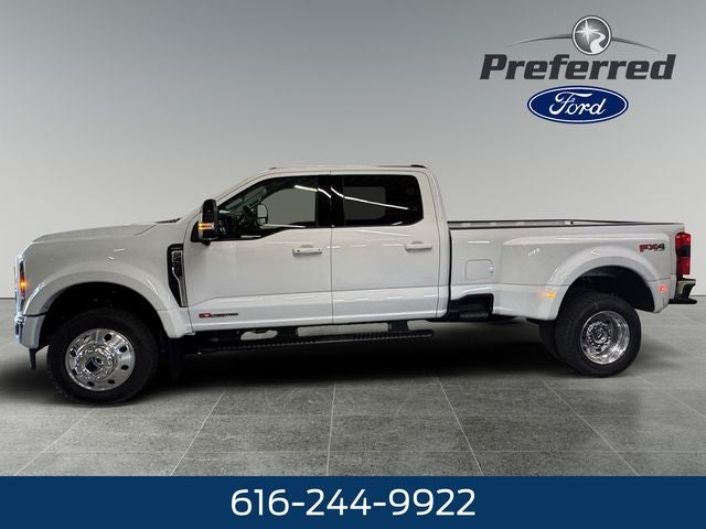 2026 Ford Super Duty F-450® Lariat®